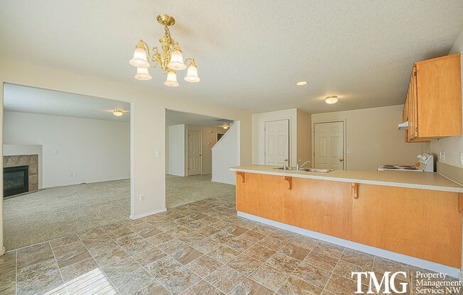 Large Beautiful 4 Bedroom Home w/ Loft & Upstairs Laundry Room!
