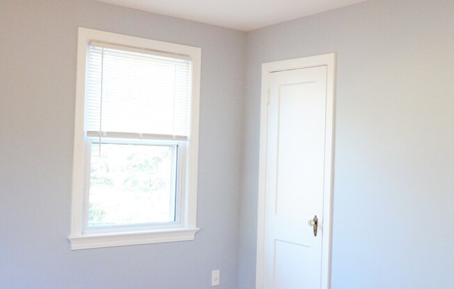 907 Hudson Avenue FHY Properties, LLC