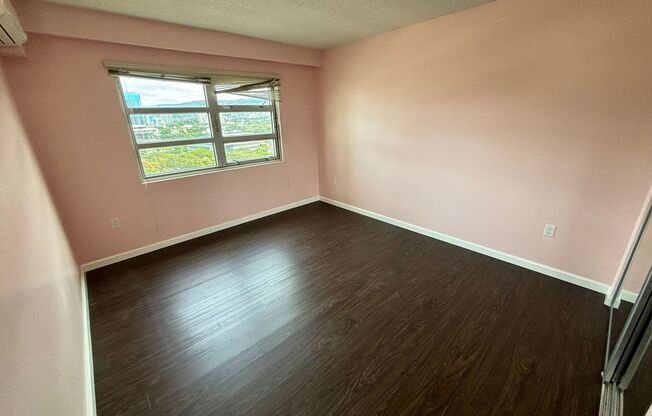 3 beds, 2 baths, $3,400, Unit # 1713