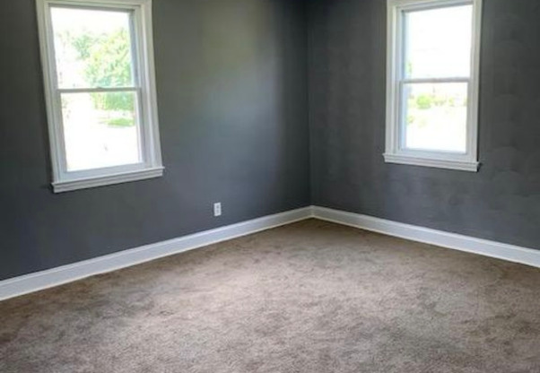 1601 E COLD SPG LN