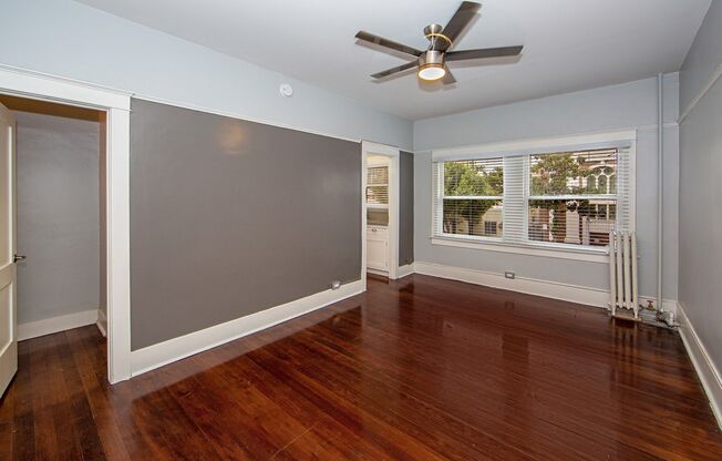 $1795 - 1bd/1ba Spacious Apartment** ALL UTILITIES INCLUDED!!**