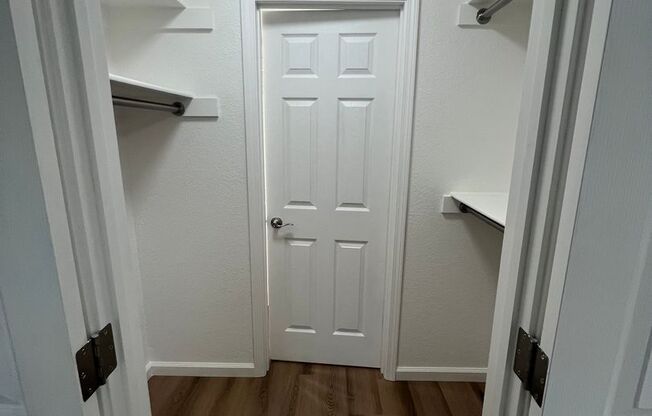 Studio, 1 bath, 380 sqft, $2,125, Unit 777-136