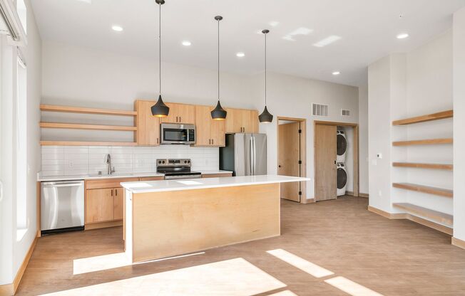 2 beds, 2 baths, 1,041 sqft, $2,575, Unit 309