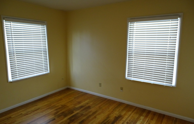 2 beds, 1 bath, $1,950