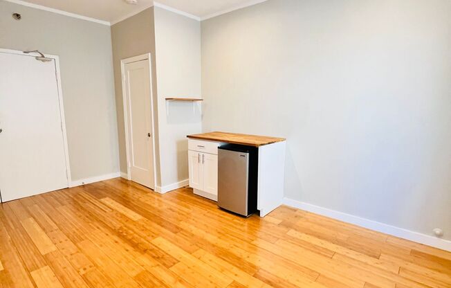 Studio, 1 bath, $1,279, Unit 101