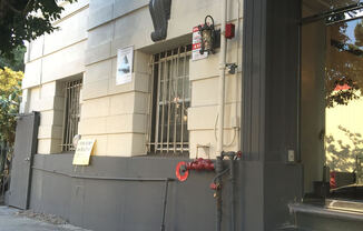 St. Andrews Manor Apartments...Charming Apartments...1920's Classic Brick..Newly Remodeled Building!