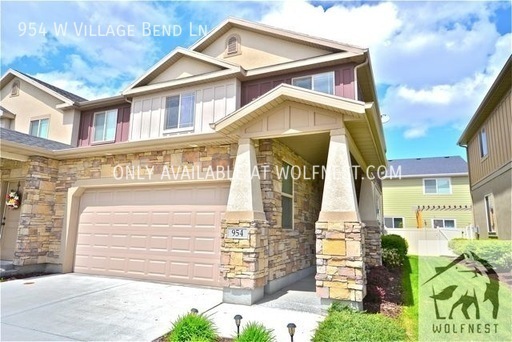 954 W VLG BND LN