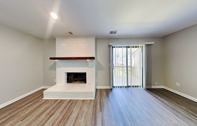 1033 DASSOW CT