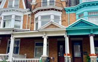 1620-1/2 W Chew Street