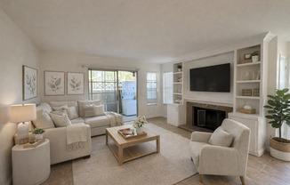 Walk to Eastlake! Bright 2BR/2BA Ground Floor Apartment with Tile Flooring & Parking