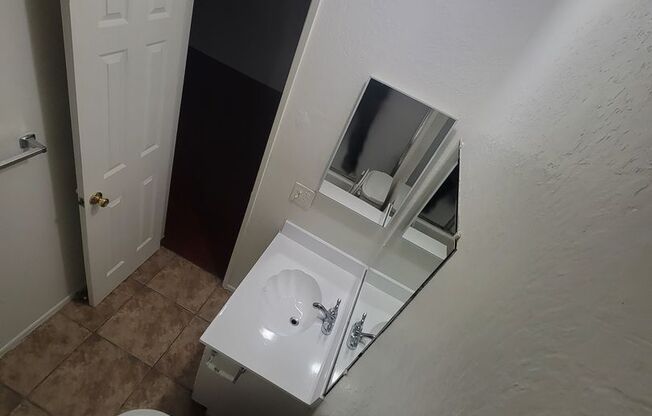 1 bed, 1 bath, $1,600