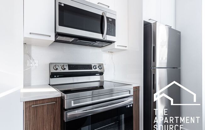 Gut-rehabbed one bedroom in Uptown!