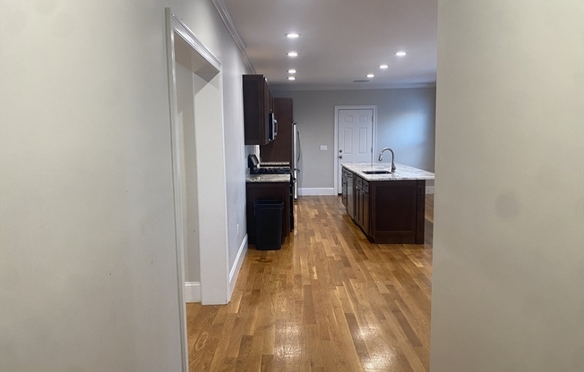 2 beds, 1 bath, 1,179 sqft, $2,800, Unit 1