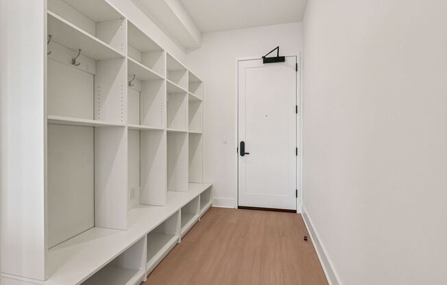 1 bed, 1 bath, 720 sqft, $1,788, Unit 218