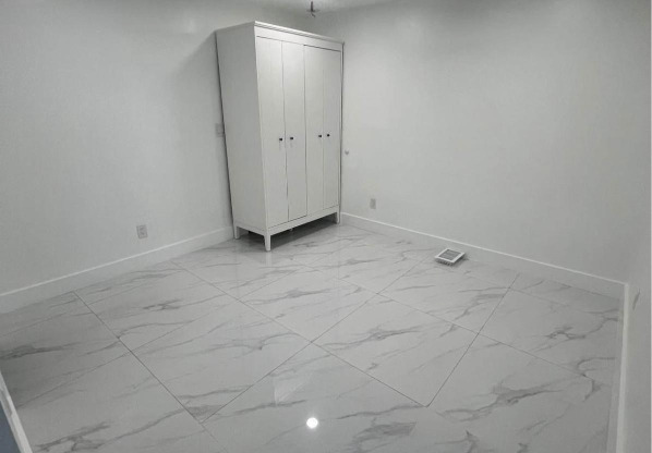 6828 SW 154 CT