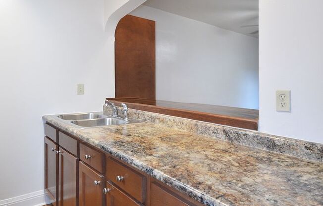 Studio, 1 bath, 375 sqft, $825, Unit 24 - 321