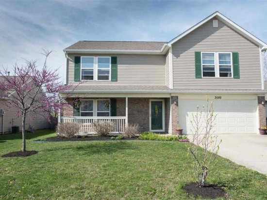 4 Bedroom 2.5 Bath Home w/ Short Term Lease Available!