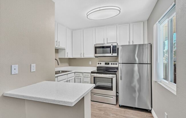 1 bed, 1 bath, 450 sqft, $1,842, Unit Unit 014