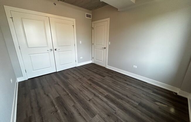 1 bed, 1 bath, 681 sqft, $2,625, Unit 952-609