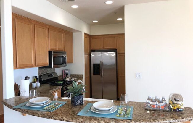 2 beds, 2.5 baths, 1,296 sqft, $3,200, Unit 8714-208