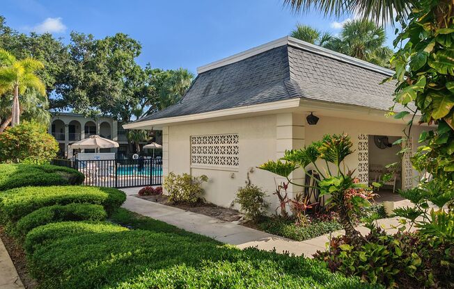 2 beds, 1 bath, $1,675