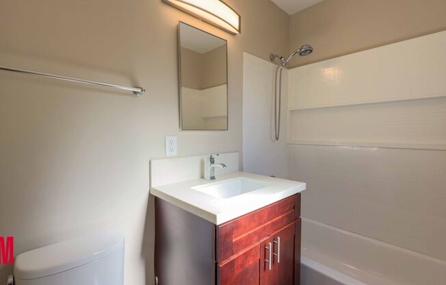 1 bed, 1 bath, $1,895, Unit 8437-E