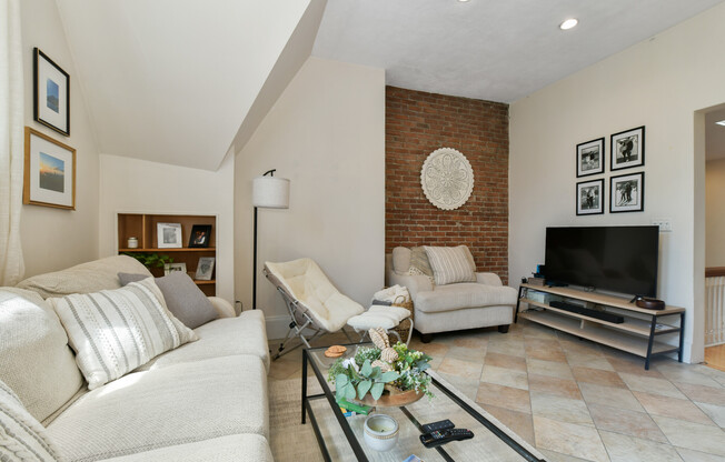 1774 BEACON ST