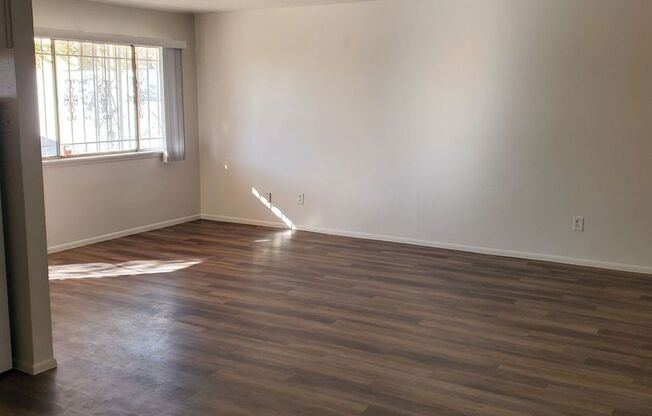 1 bed, 1 bath, 700 sqft, $875, Unit Apartment D