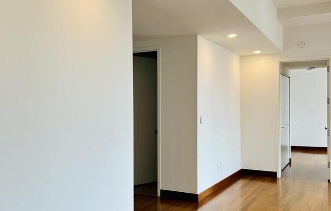 2 beds, 2.5 baths, 1,392 sqft, $9,000, Unit 12D