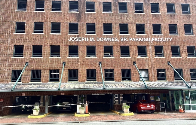 2 beds, 2 baths, 1,425 sqft, $3,000, Unit 355