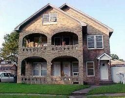 2 beds, 1 bath, 885 sqft, $995, Unit B