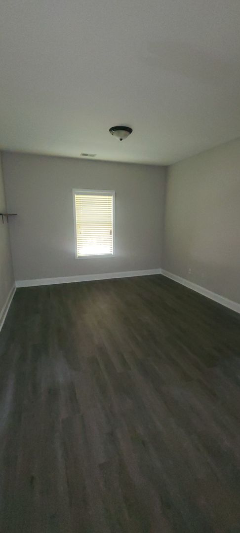 3bedroom 2 bath home on the northside of town!  Will be available August 10,2025.