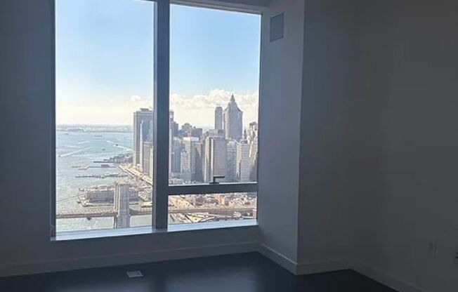 1 bed, 1 bath, 709 sqft, $5,300, Unit 57L