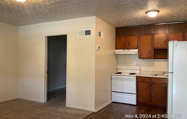 1 bed, 1 bath, 485 sqft, $995, Unit 03216-08