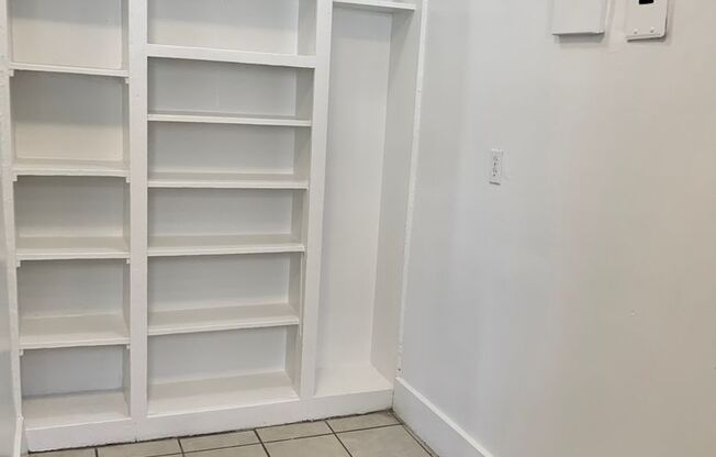 Studio, 1 bath, $1,290, Unit 205