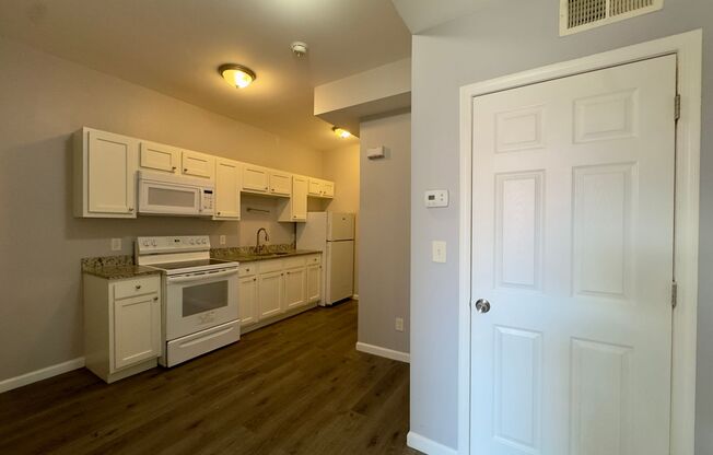 Apartment Units in Barclay, Baltimore, MD!