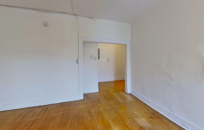2 beds, 1 bath, 764 sqft, $1,549, Unit 1301-61