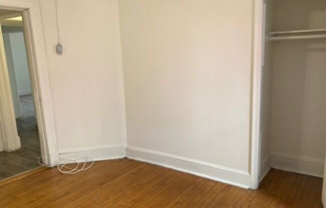 2 beds, 1 bath, 762 sqft, $1,599, Unit 1301-36