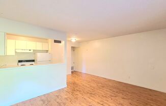 1 bed, 1 bath, 800 sqft, $1,495, Unit 2ND AVE 10