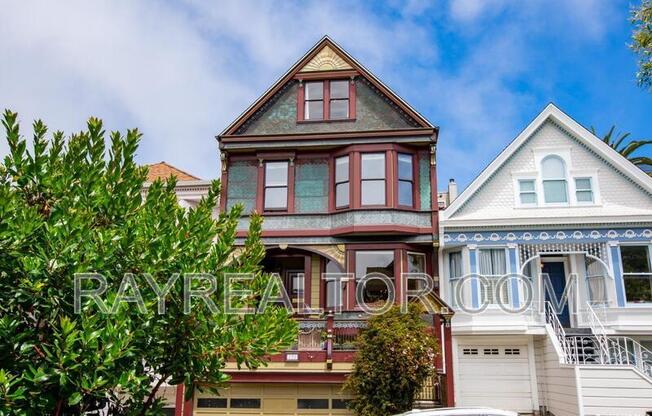 220 DOWNEY ST
