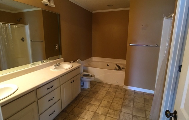 3 beds, 2 baths, $1,800