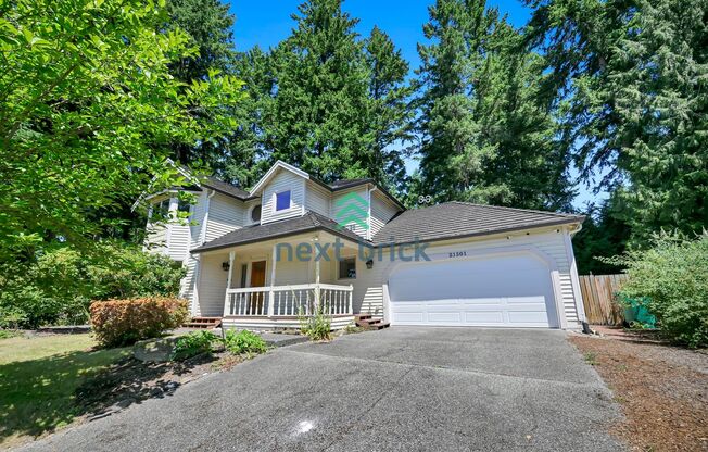 4 BEDS & 2.5 BATH SINGLE FAMILY HOUSE FOR RENT
