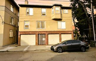 2515 Ivy Dr.