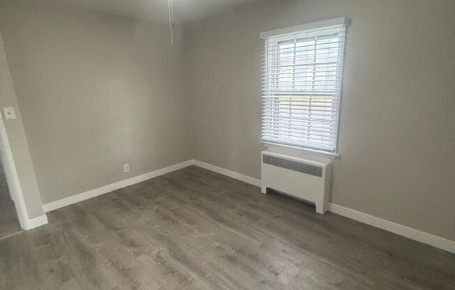 1 bed, 1 bath, 600 sqft, $1,325