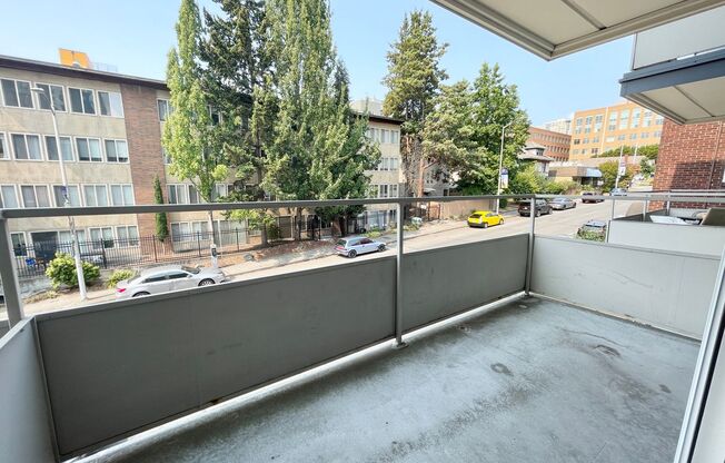 Studio, 1 bath, 464 sqft, $1,475, Unit 209