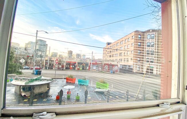 1 bed, 1 bath, 530 sqft, $1,295, Unit 005