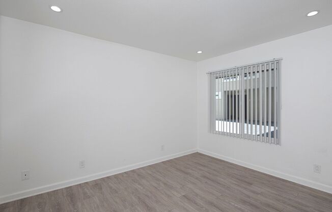 2 beds, 2 baths, 965 sqft, $2,895, Unit 130
