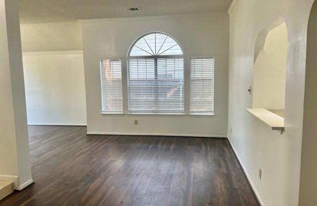 537 POST OAK RD