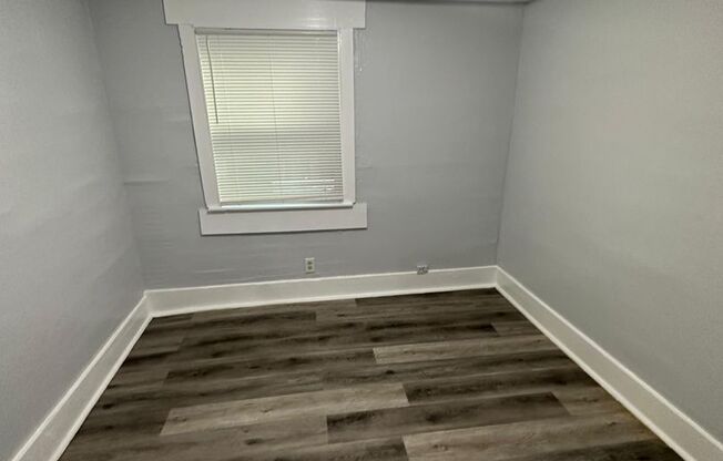 Fully Renovated 2/1 Single Family Home Ready to Move In!!!