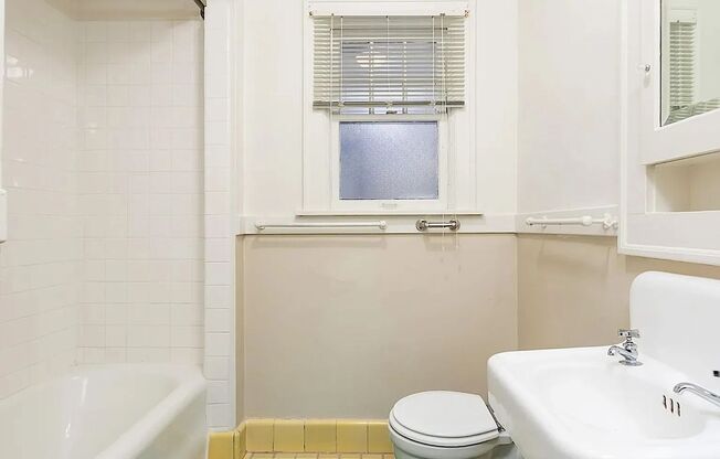 1 bed, 1 bath, 622 sqft, $1,325, Unit 209